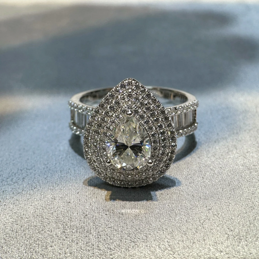 moissanite wedding ring